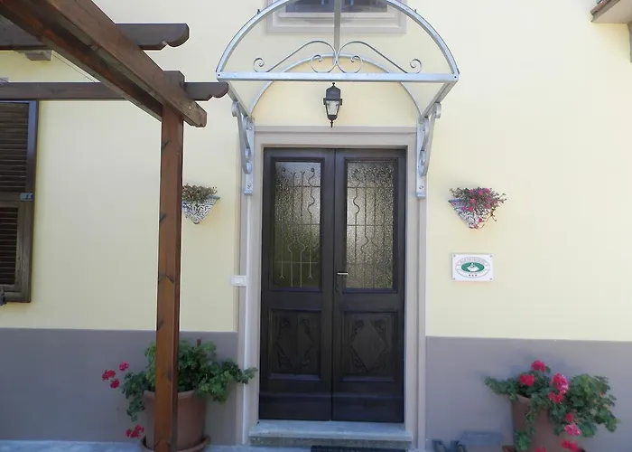 Oda ve Kahvaltı Cantine Pietronero 3*
